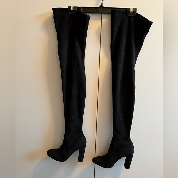 Like new - Over the knee micro fibre suede black boots. - Picture 1 of 6